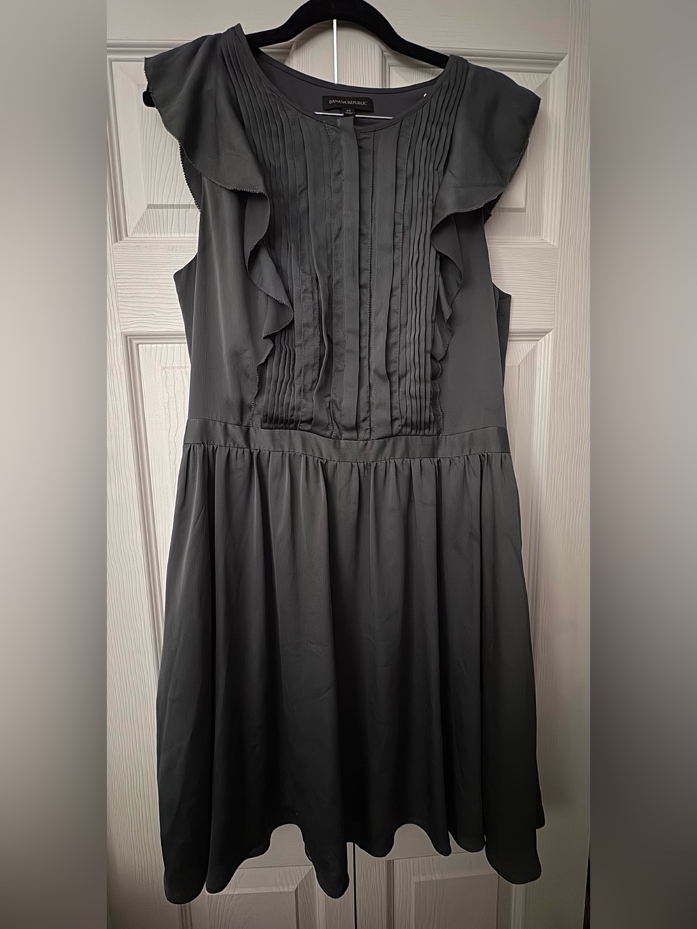 Banana Republic Dark Gray Ruffle-Front Sleeveless Dress